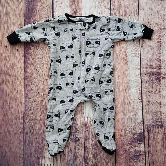 Gerber Other - 🦝Racoon Print  Sleep N' Play